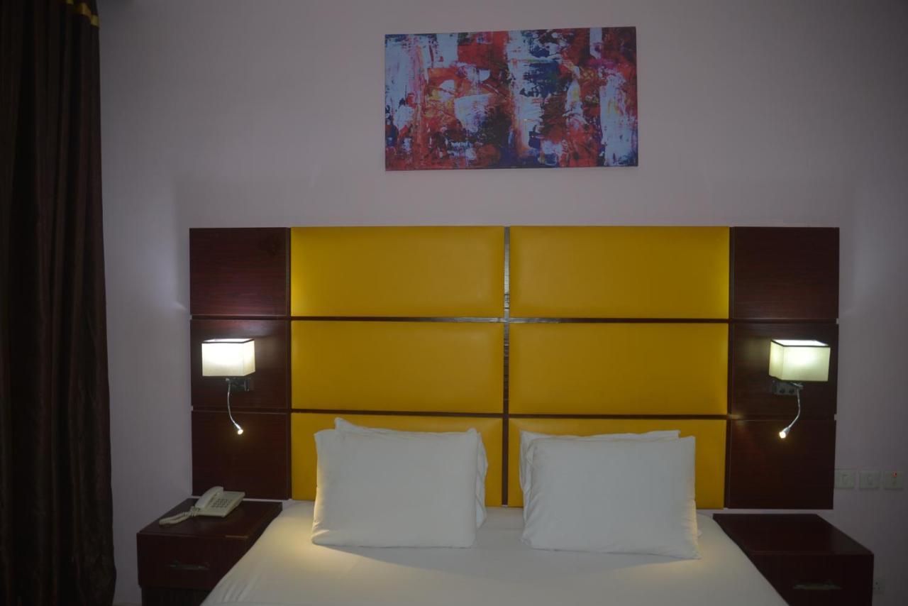 De Santos Hotel Agege Dış mekan fotoğraf
