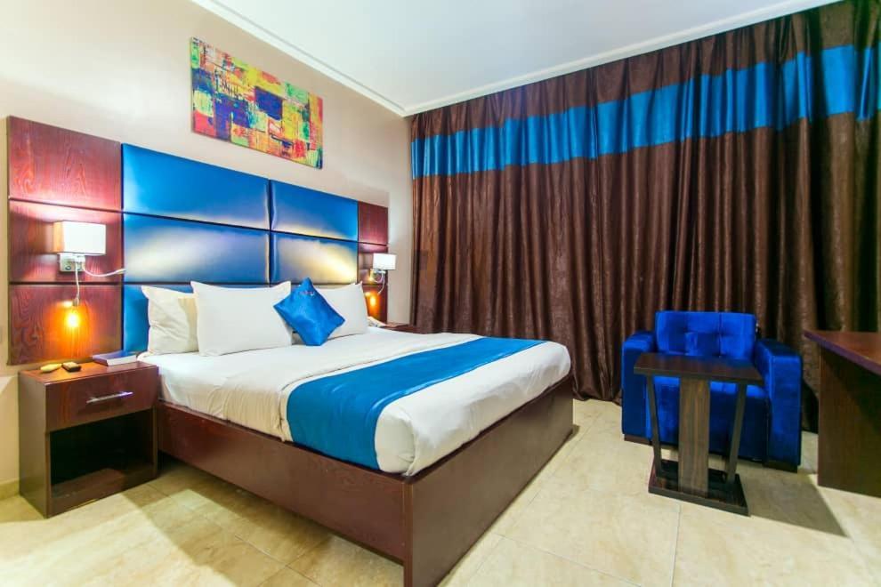 De Santos Hotel Agege Dış mekan fotoğraf