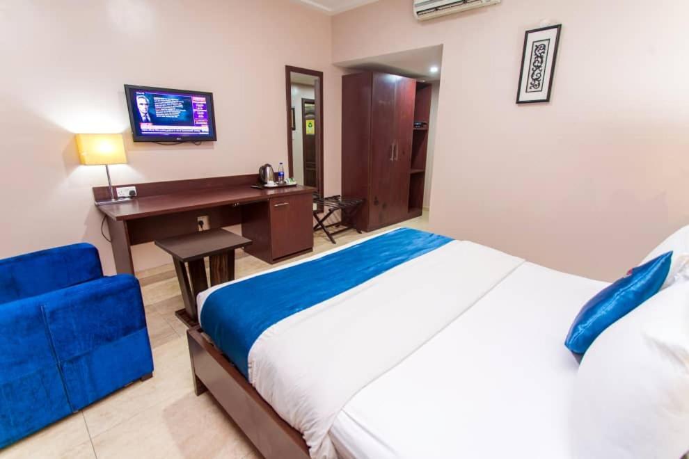 De Santos Hotel Agege Dış mekan fotoğraf