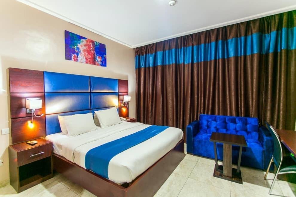 De Santos Hotel Agege Dış mekan fotoğraf