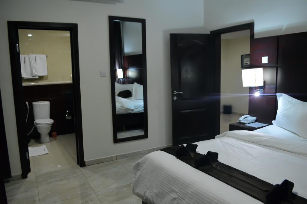 De Santos Hotel Agege Oda fotoğraf