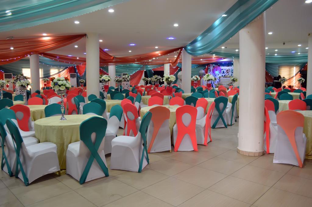 De Santos Hotel Agege Dış mekan fotoğraf