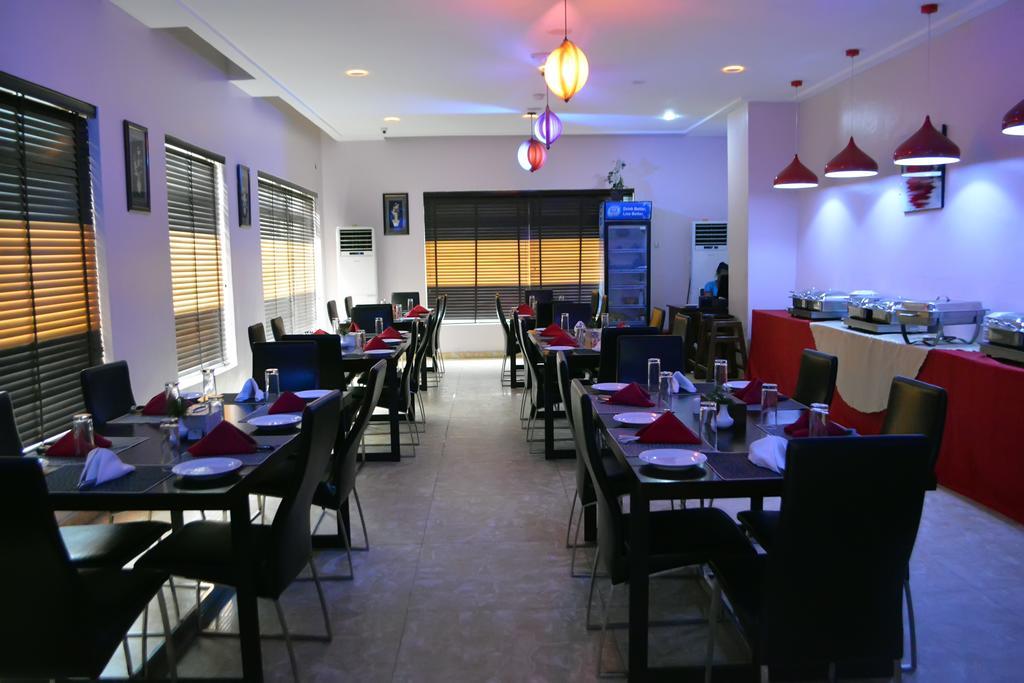 De Santos Hotel Agege Dış mekan fotoğraf