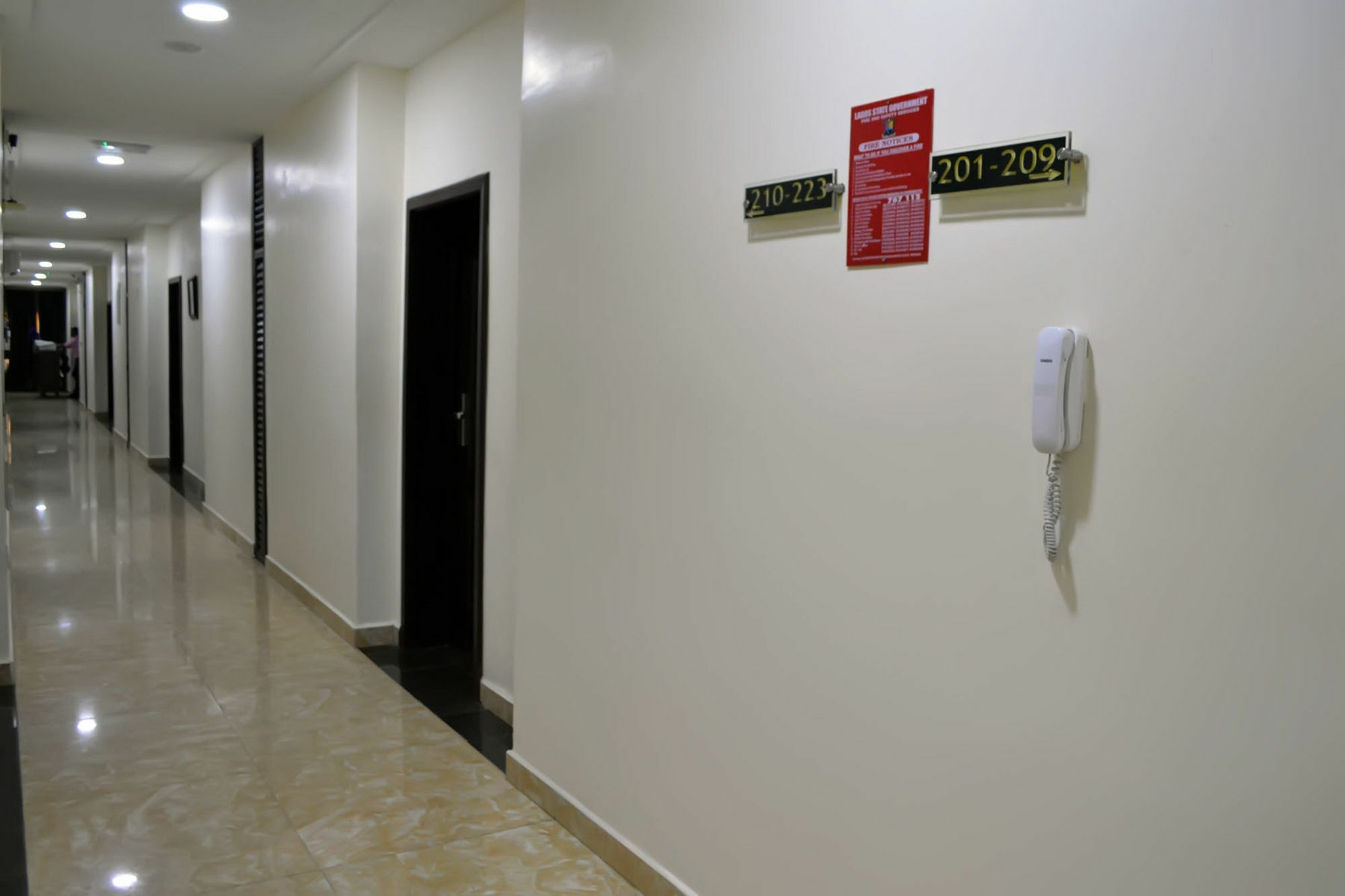 De Santos Hotel Agege Dış mekan fotoğraf